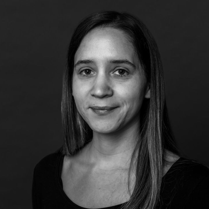 241211 Laura Mari 07907 BW
