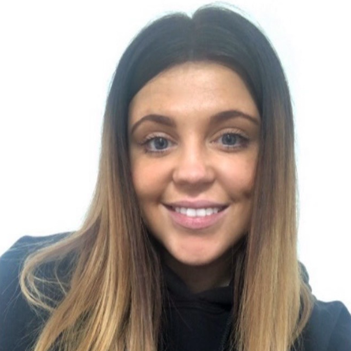 Chloe Thomson